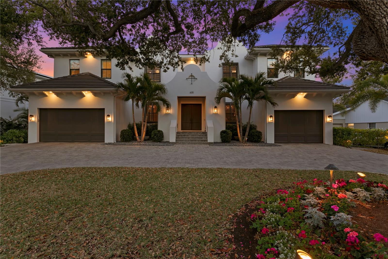 Image 2 of 48 For 605 Ontario Avenue