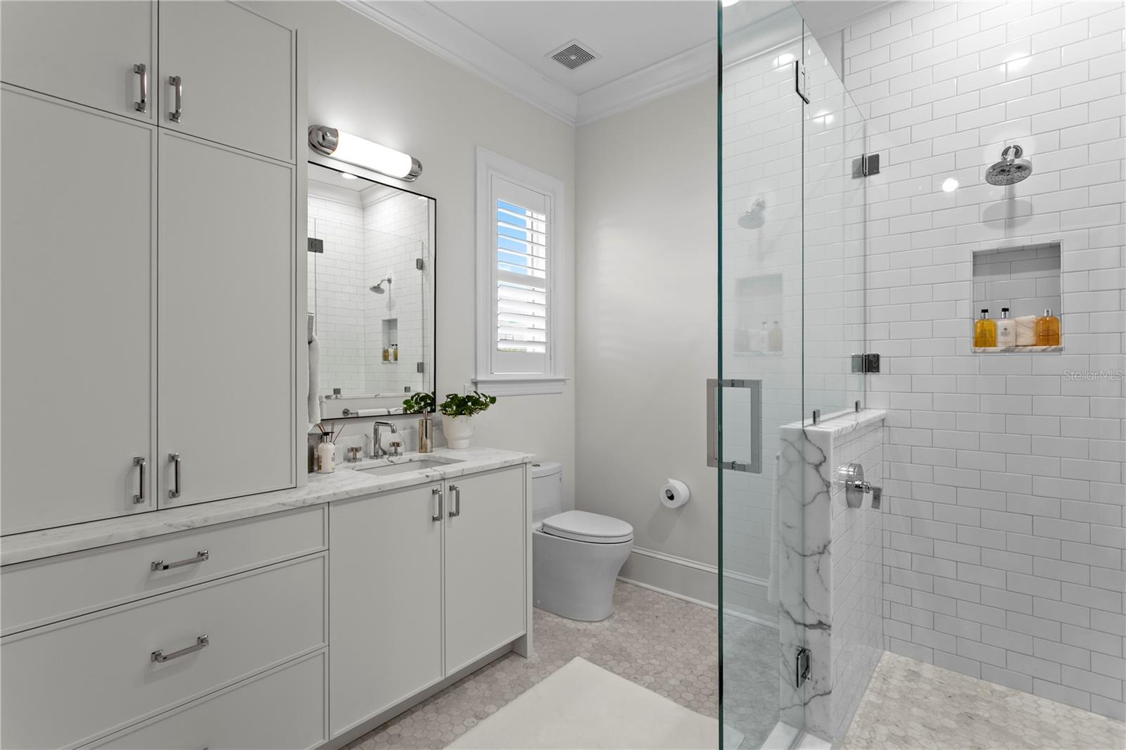 Image 30 of 48 For 605 Ontario Avenue