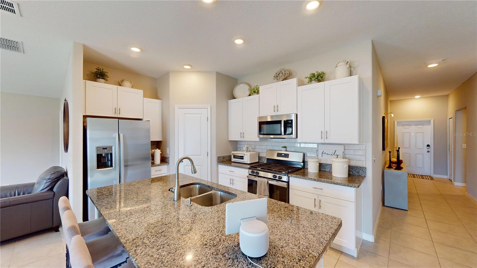 Image 13 of 33 For 10313 Scarlet Skimmer Drive