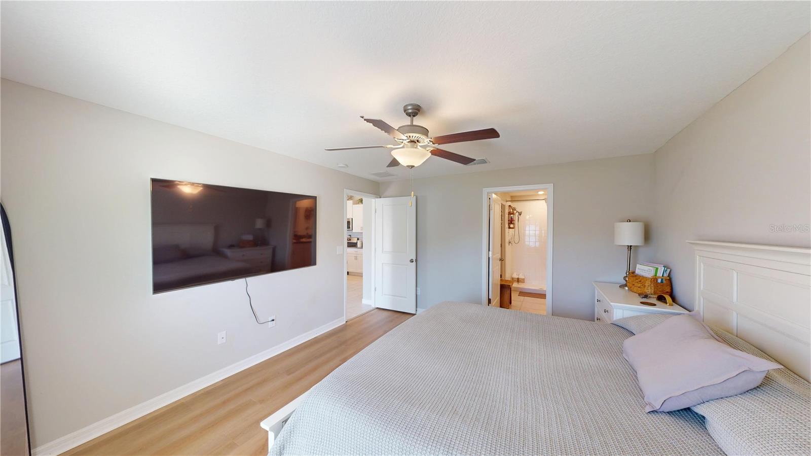 Image 22 of 33 For 10313 Scarlet Skimmer Drive