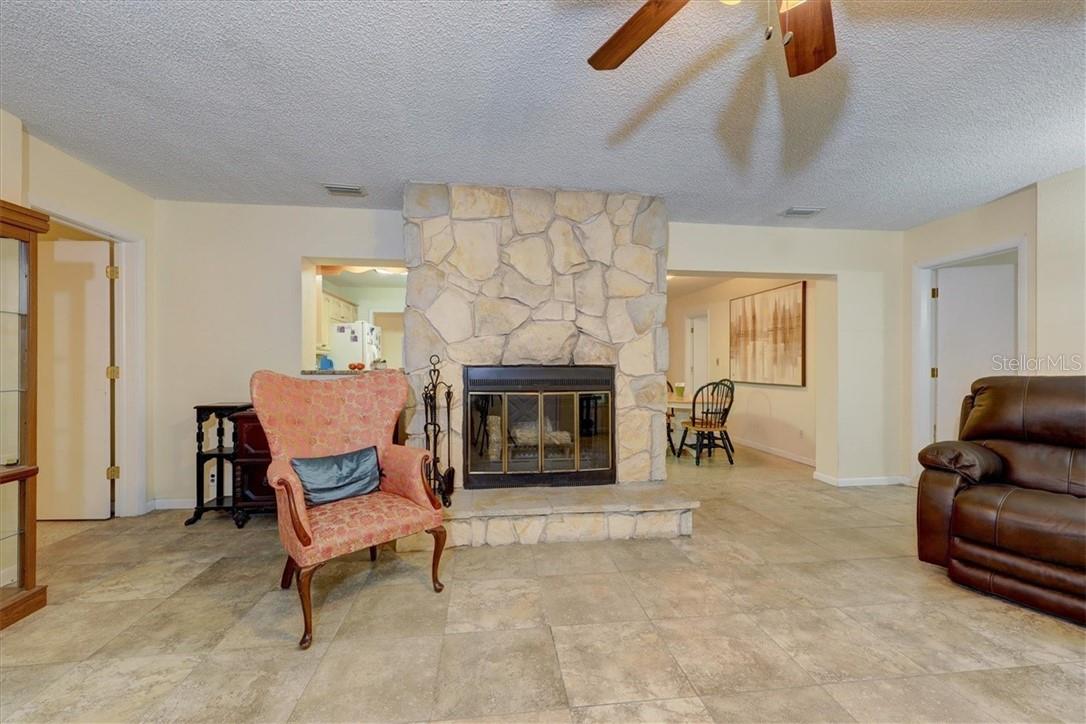 Image 12 of 29 For 473 Lewis Boulevard Se