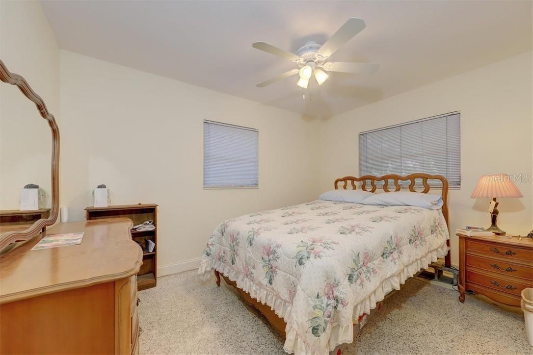 Image 21 of 29 For 473 Lewis Boulevard Se