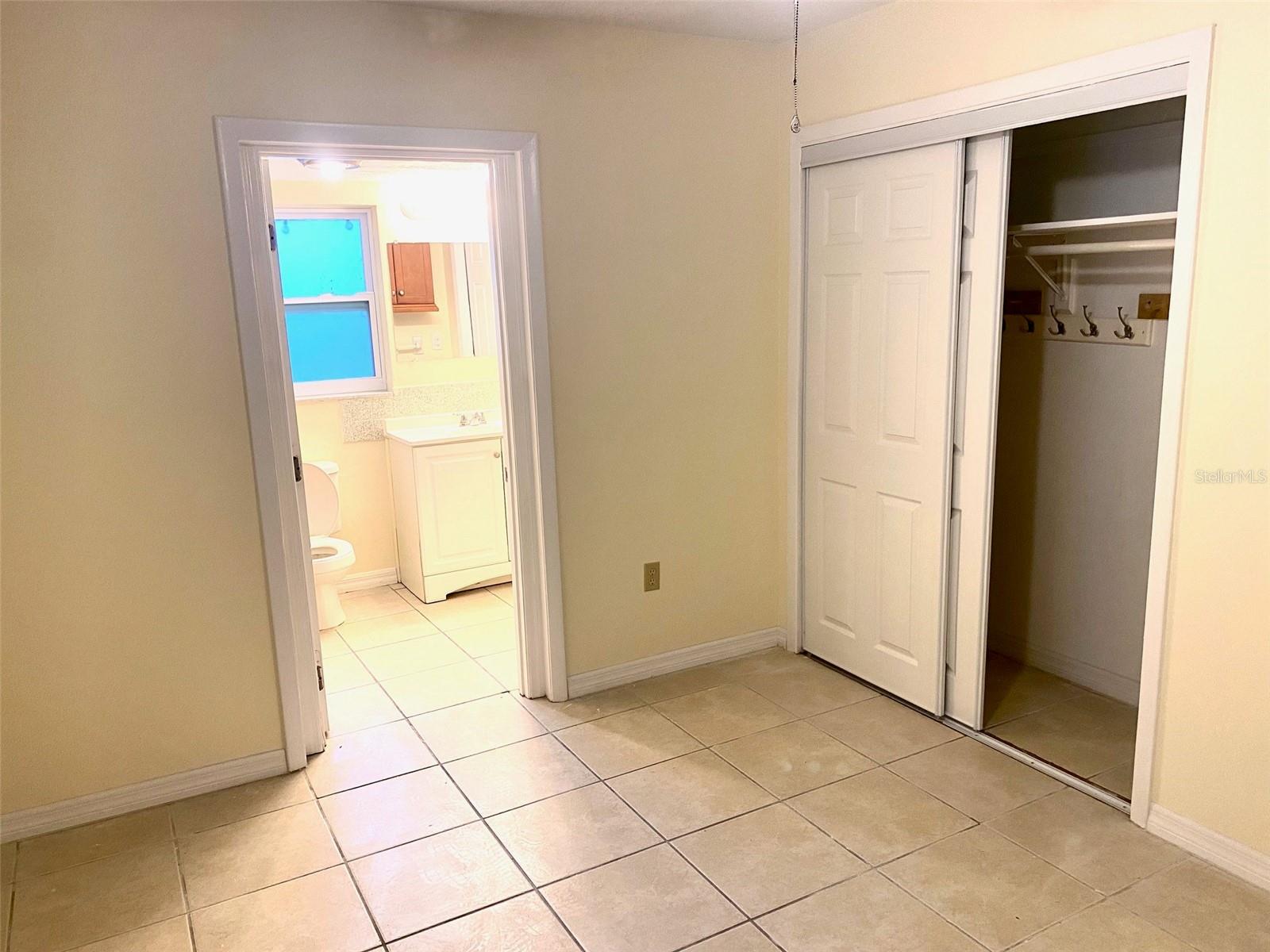 Image 16 of 21 For 3906 Headsail Drive