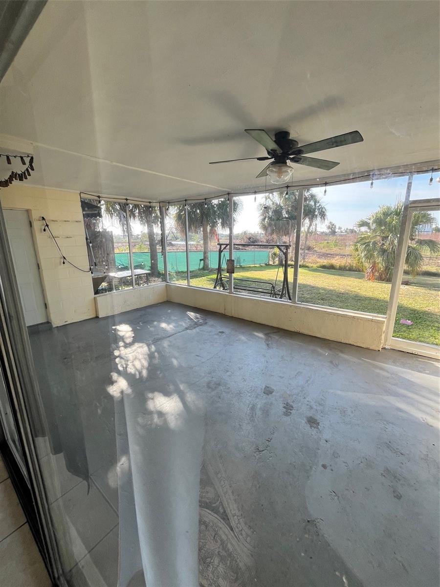 Image 20 of 21 For 3906 Headsail Drive