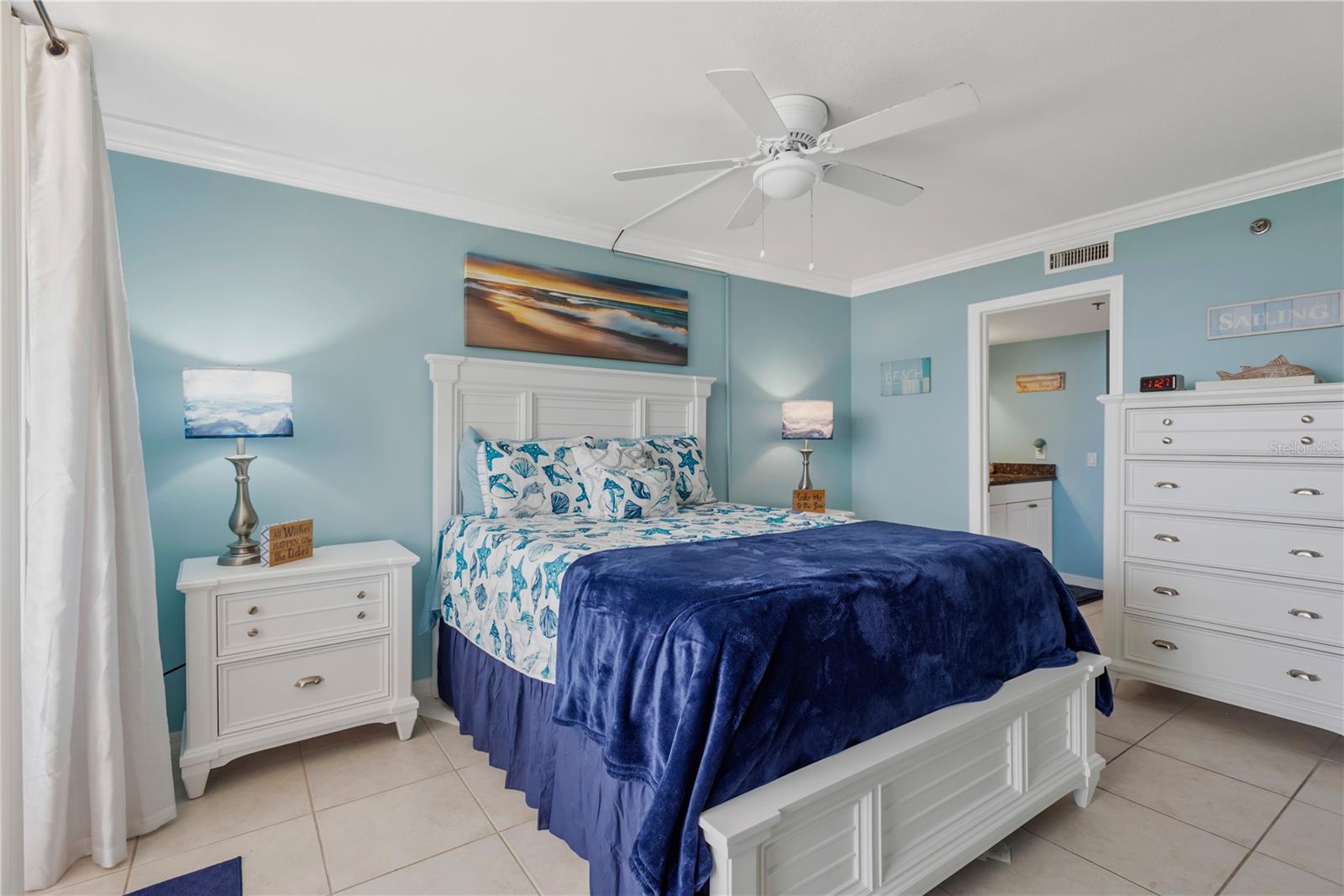 Image 11 of 48 For 6009 Sea Ranch Drive 303