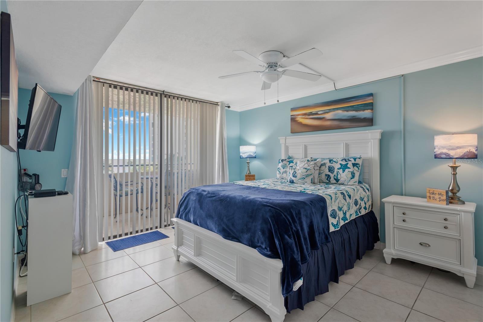 Image 12 of 48 For 6009 Sea Ranch Drive 303