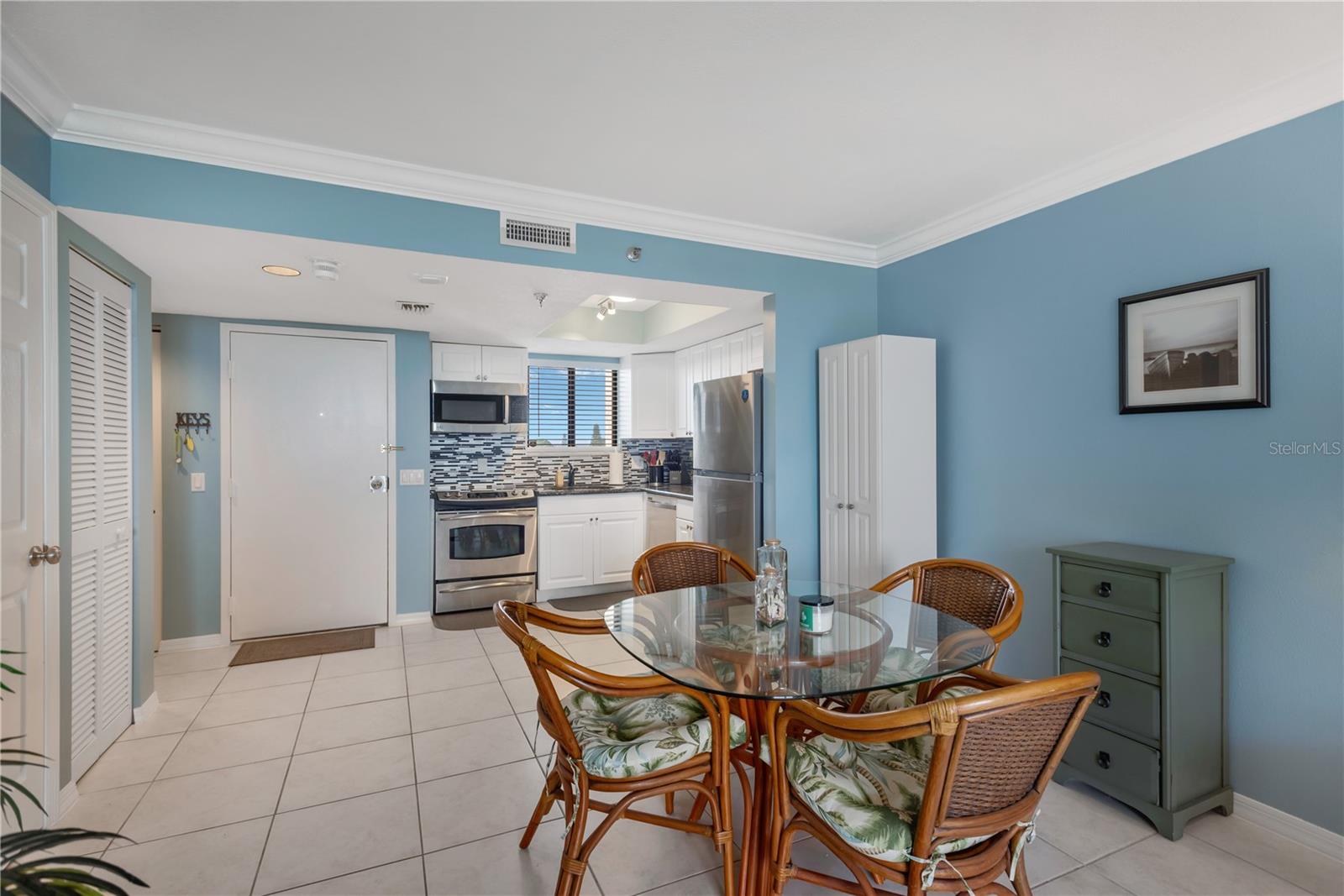 Image 17 of 48 For 6009 Sea Ranch Drive 303