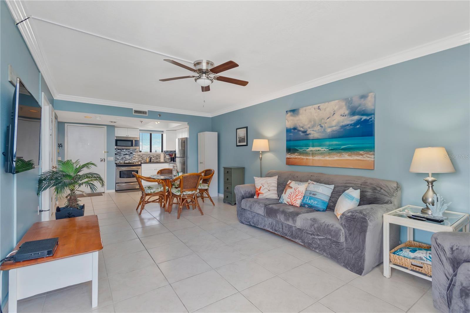 Image 19 of 48 For 6009 Sea Ranch Drive 303