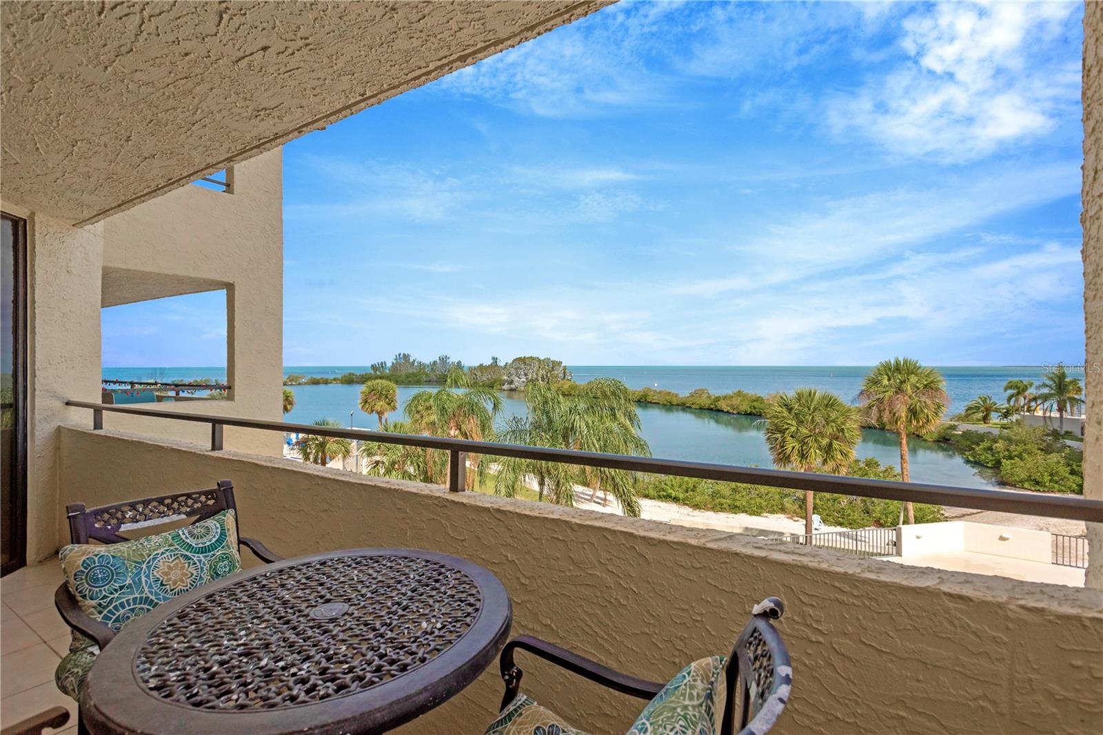 Image 22 of 48 For 6009 Sea Ranch Drive 303