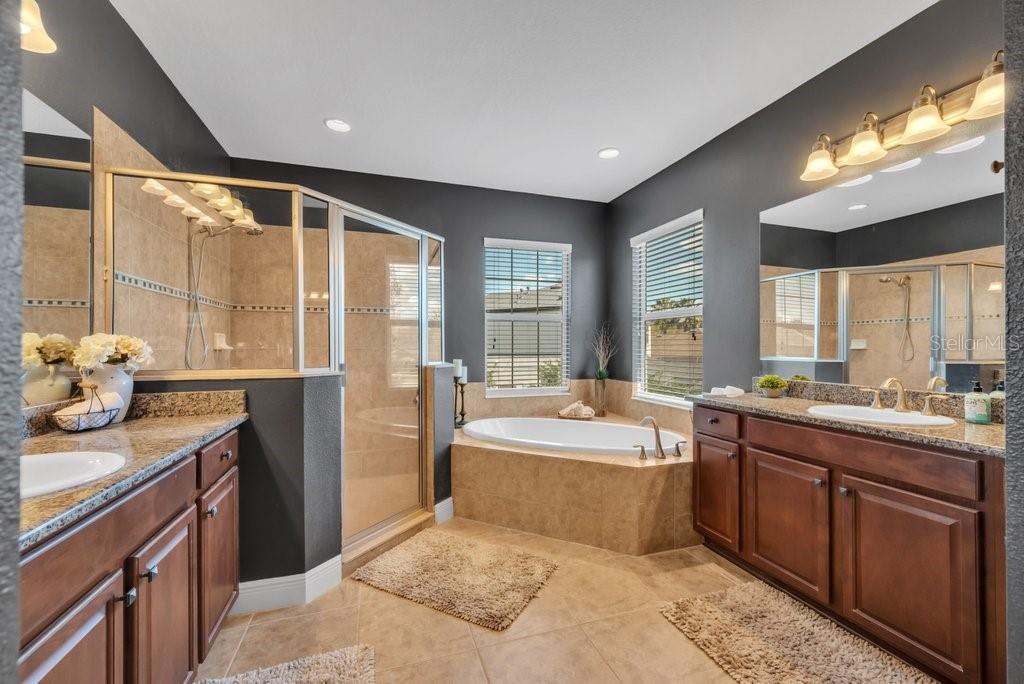 Image 30 of 63 For 5920 Fishhawk Crossing Boulevard