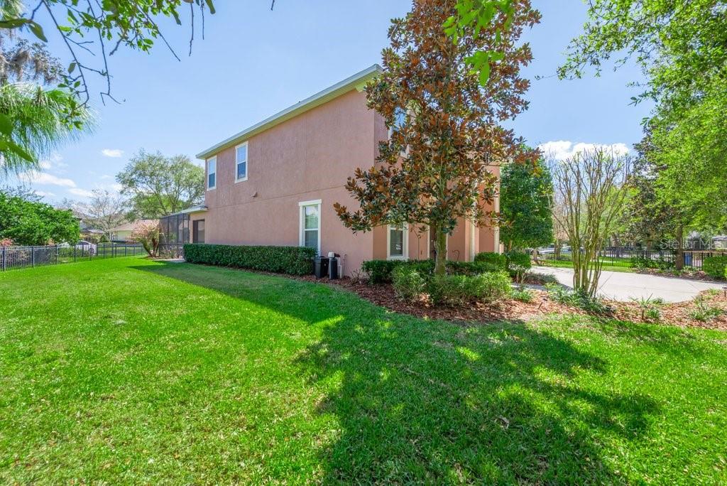 Image 47 of 63 For 5920 Fishhawk Crossing Boulevard