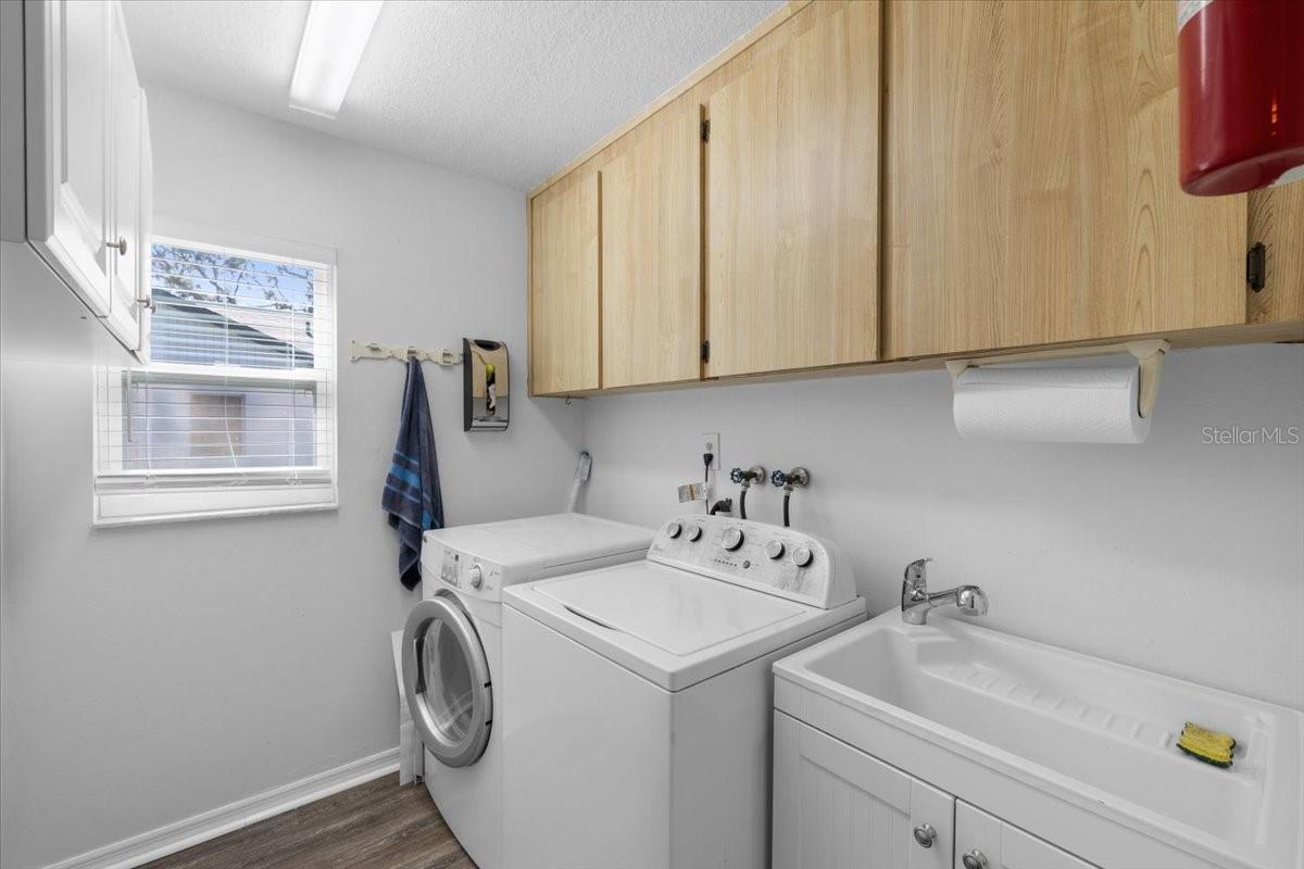 Image 17 of 24 For 4498 Plumosa Street