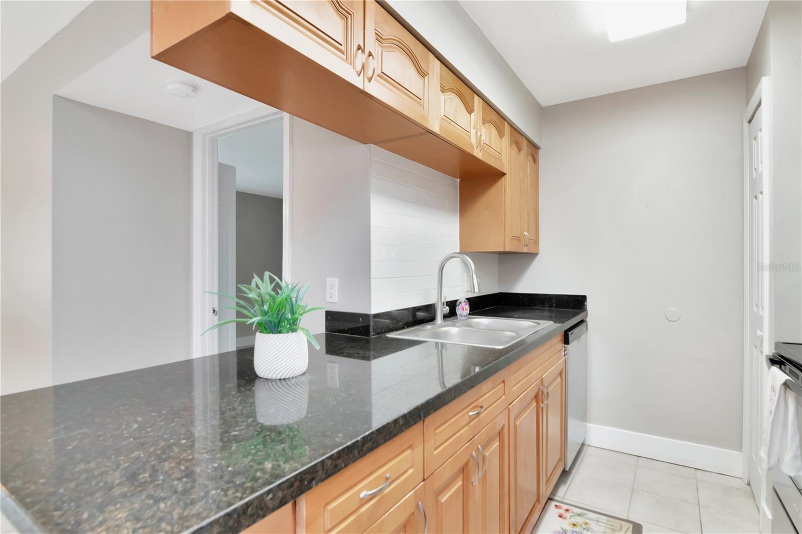 Image 11 of 35 For 228 Berry Tree Place