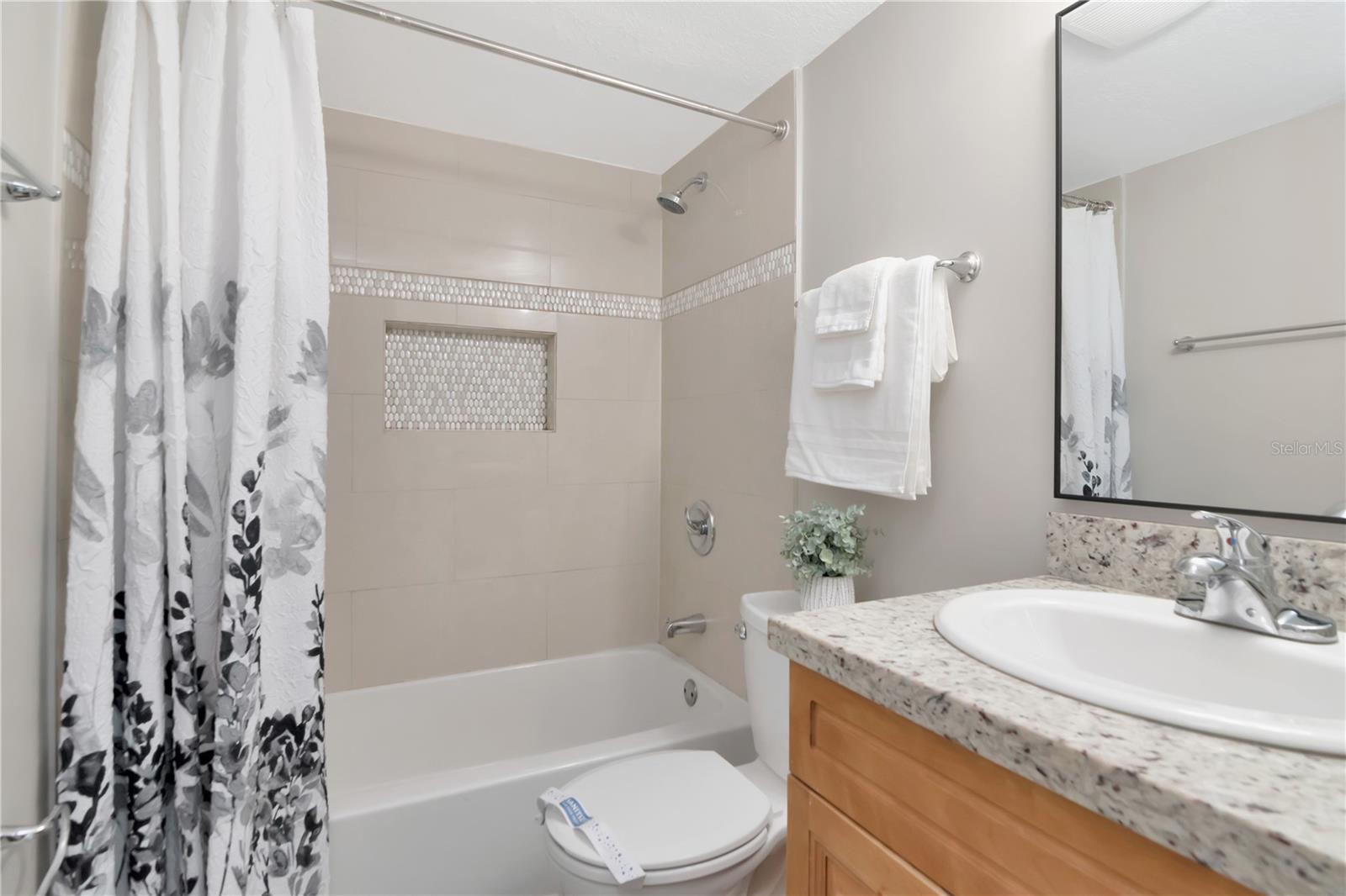 Image 21 of 35 For 228 Berry Tree Place