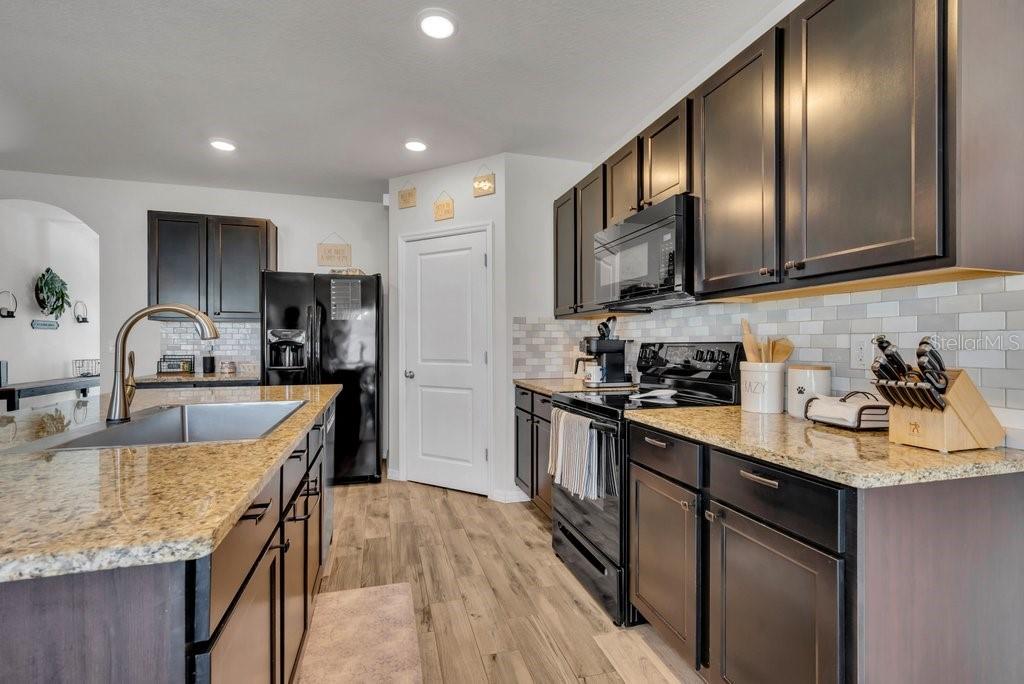 Image 15 of 41 For 12009 Myrtle Rock Drive