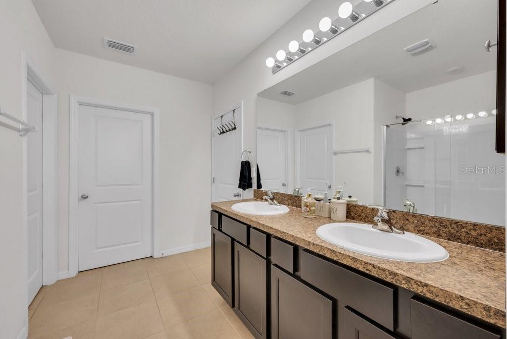 Image 24 of 41 For 12009 Myrtle Rock Drive