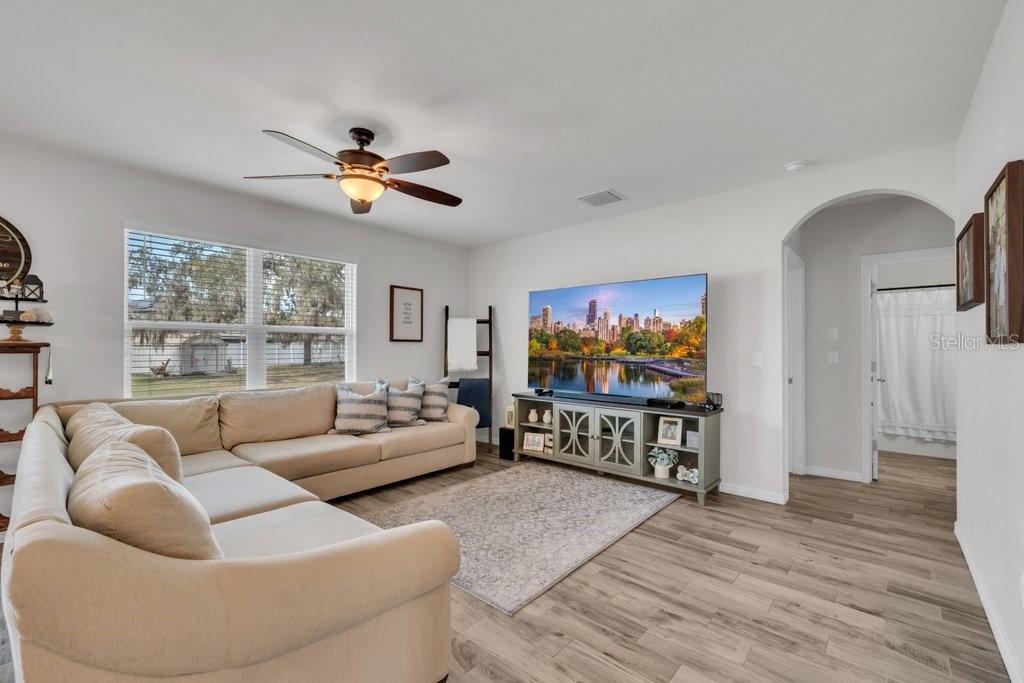 Image 7 of 41 For 12009 Myrtle Rock Drive