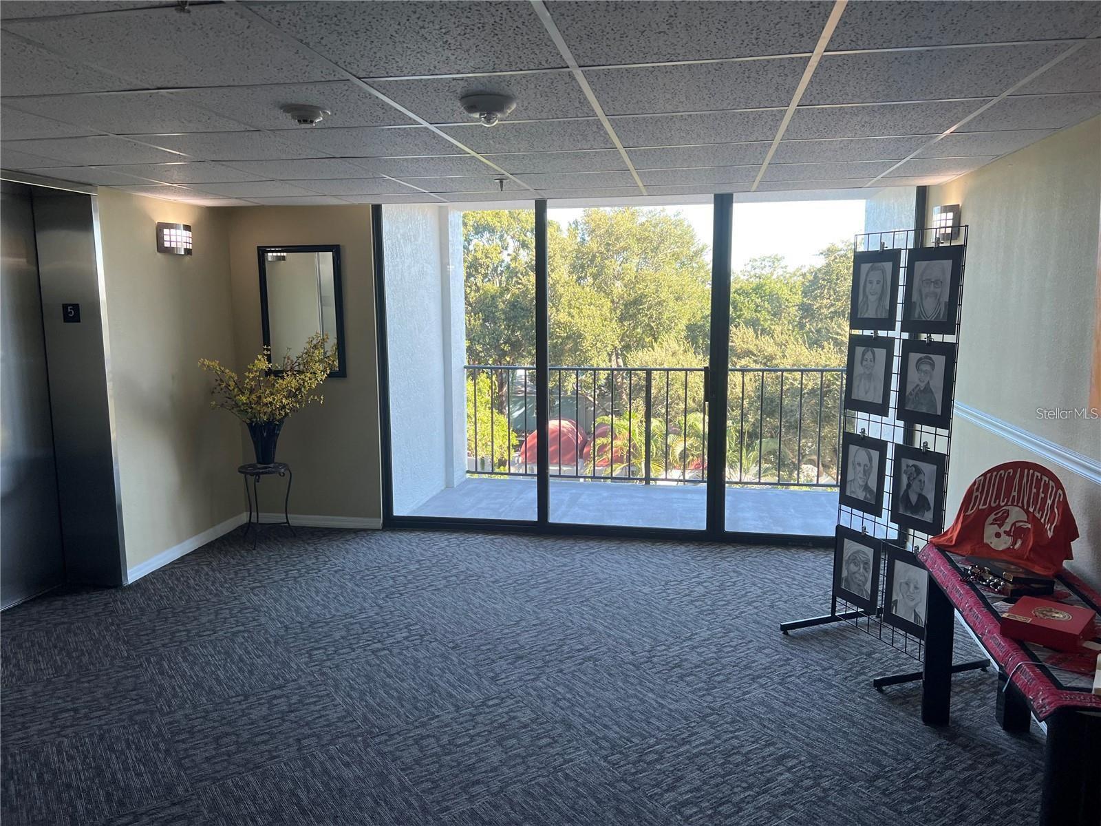 Image 7 of 27 For 3211 Swann Avenue 506