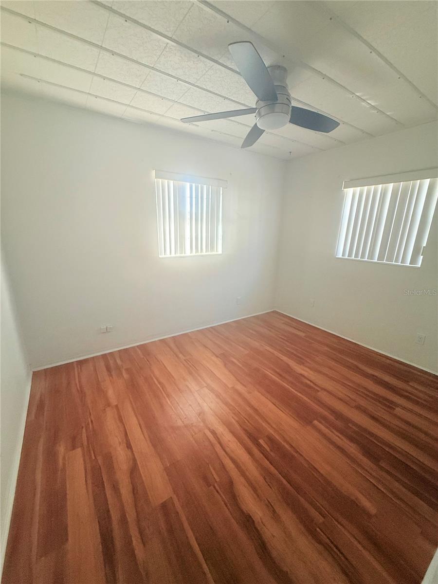 Image 13 of 16 For 751 72nd Avenue N