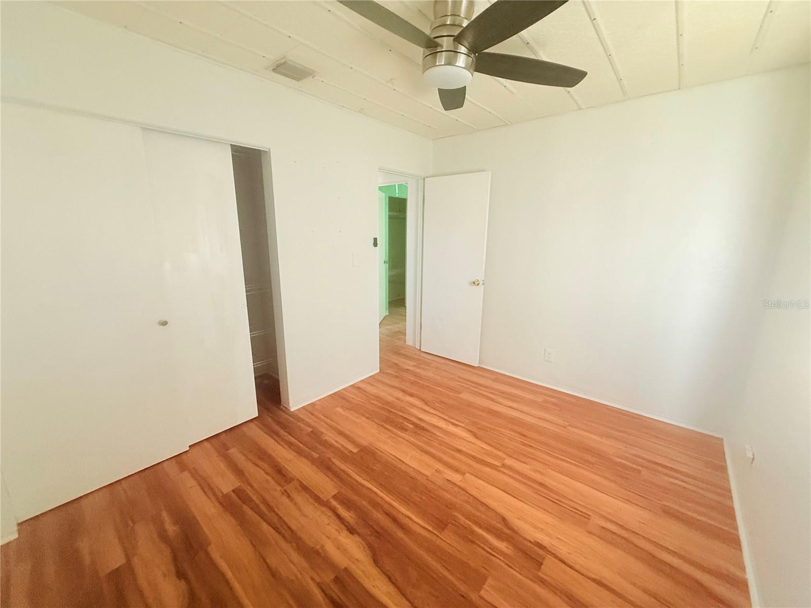 Image 14 of 16 For 751 72nd Avenue N