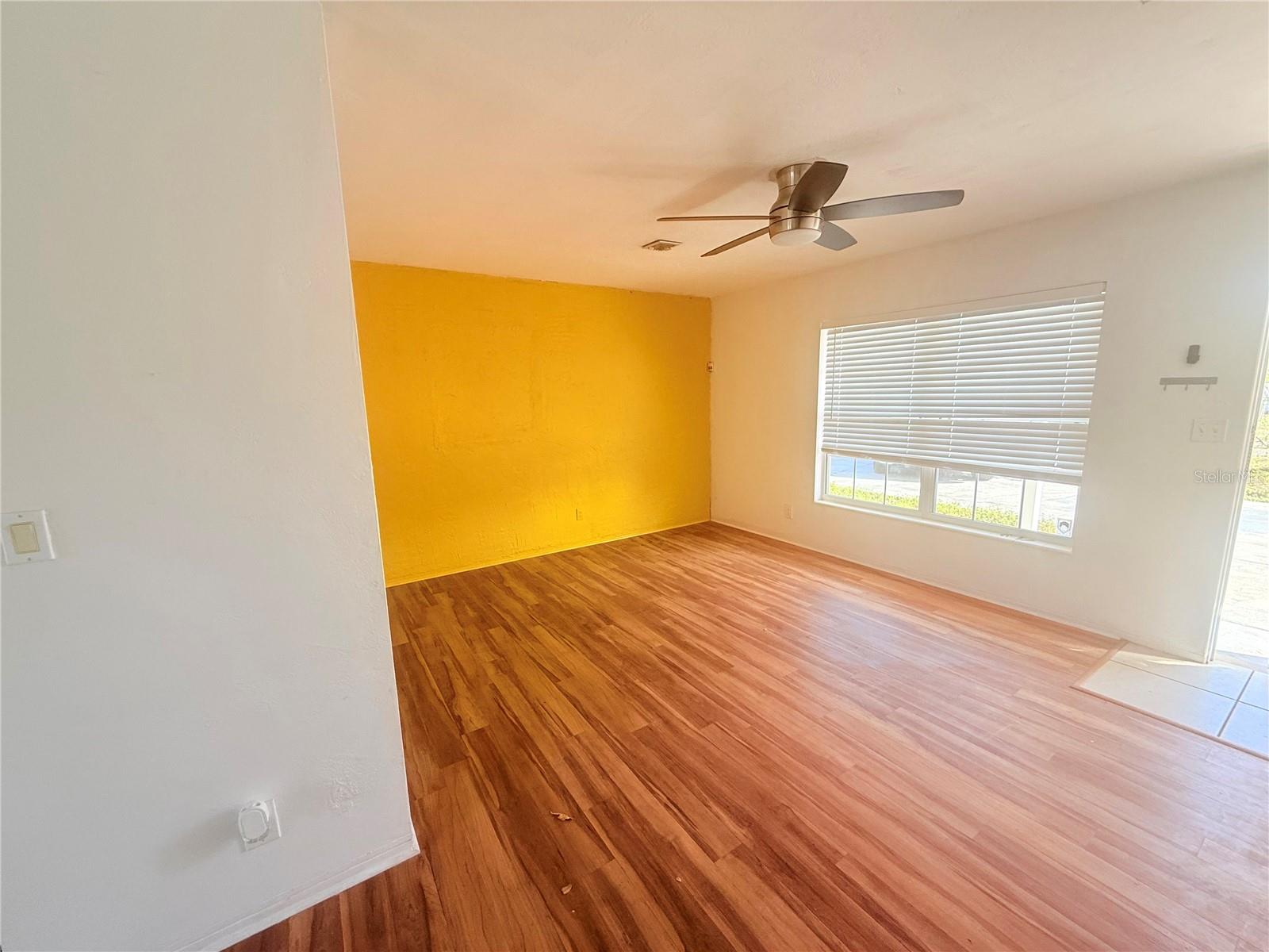 Image 3 of 16 For 751 72nd Avenue N