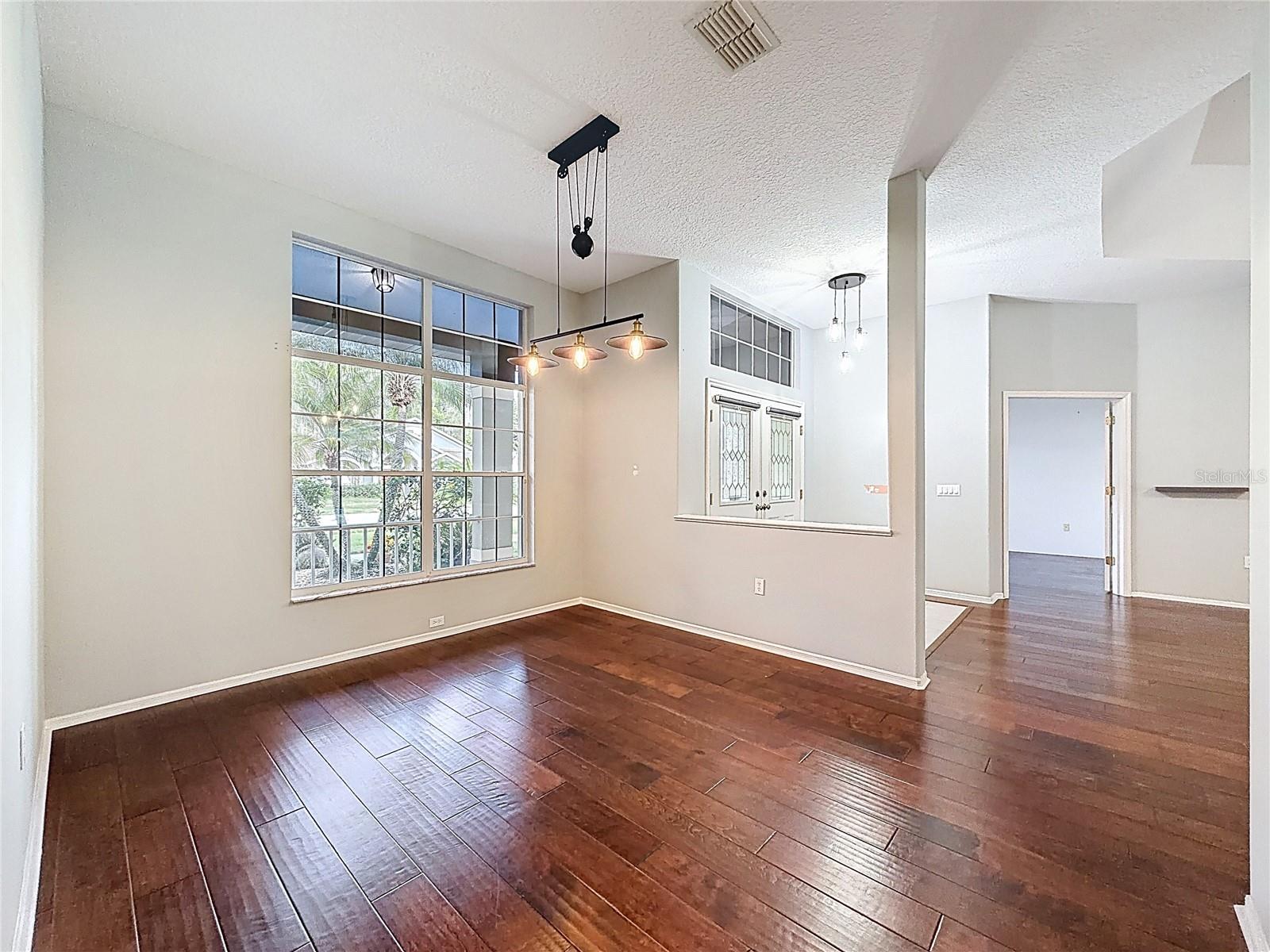 Image 32 of 92 For 1031 Maravista Drive