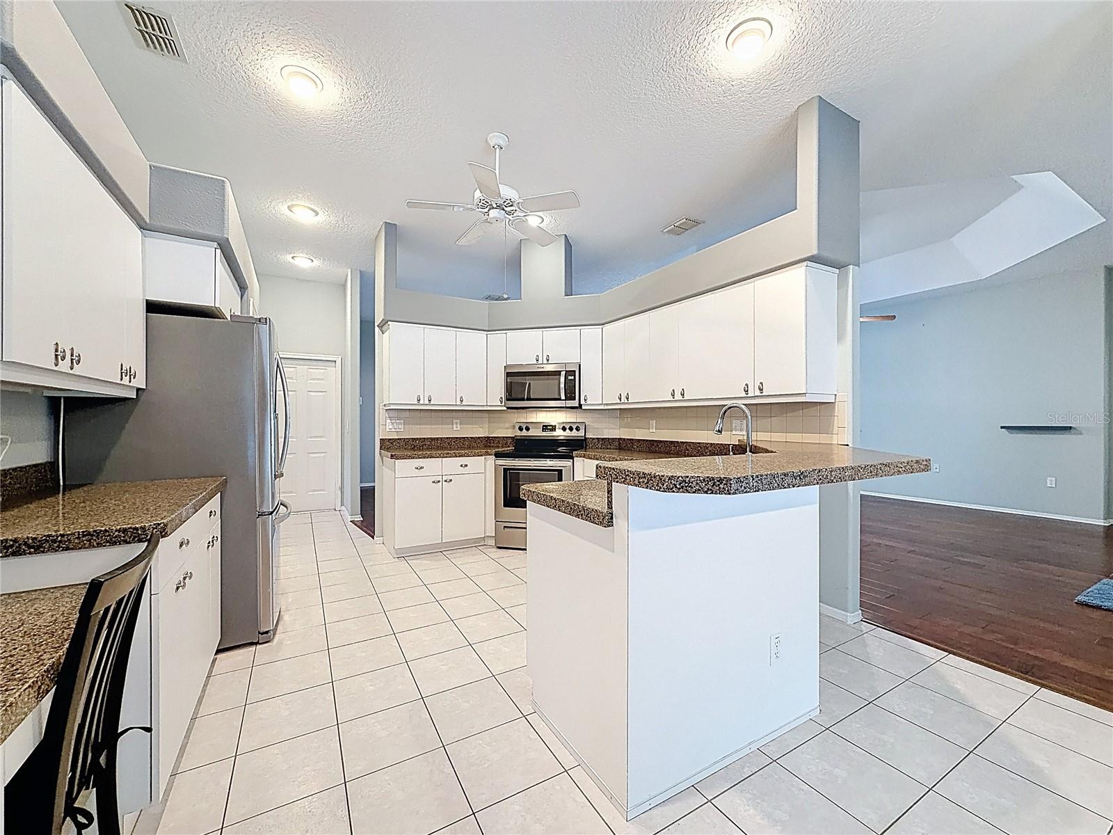 Image 35 of 92 For 1031 Maravista Drive