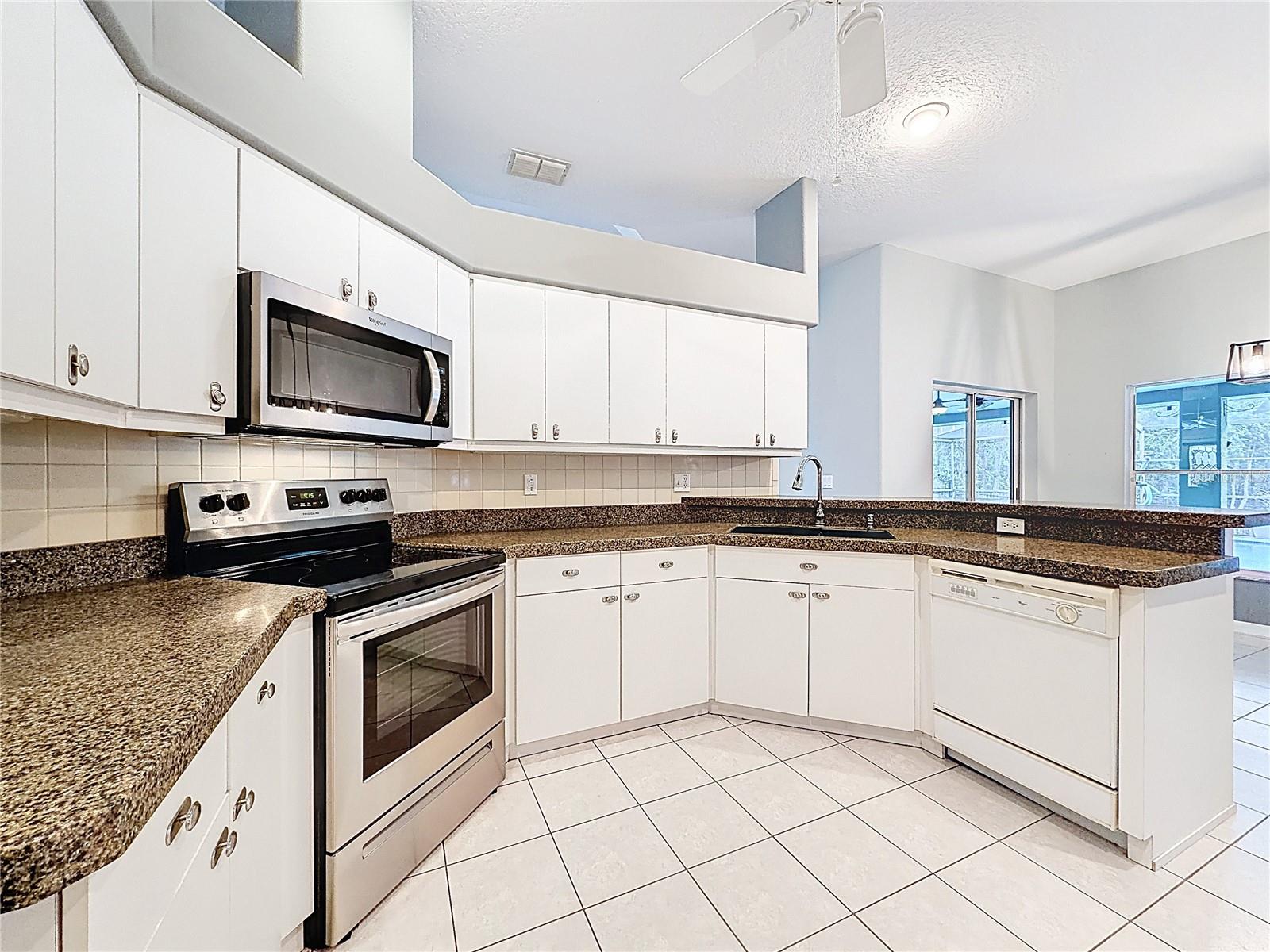 Image 36 of 92 For 1031 Maravista Drive