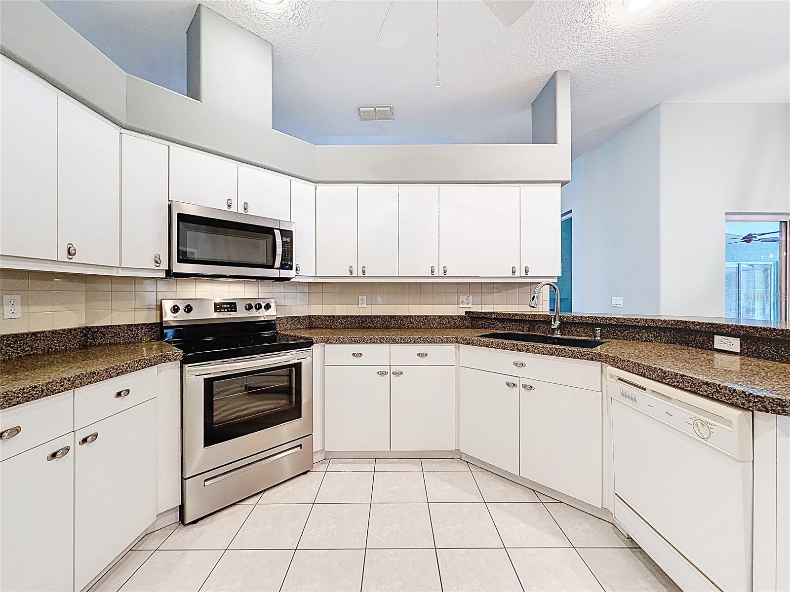 Image 37 of 92 For 1031 Maravista Drive