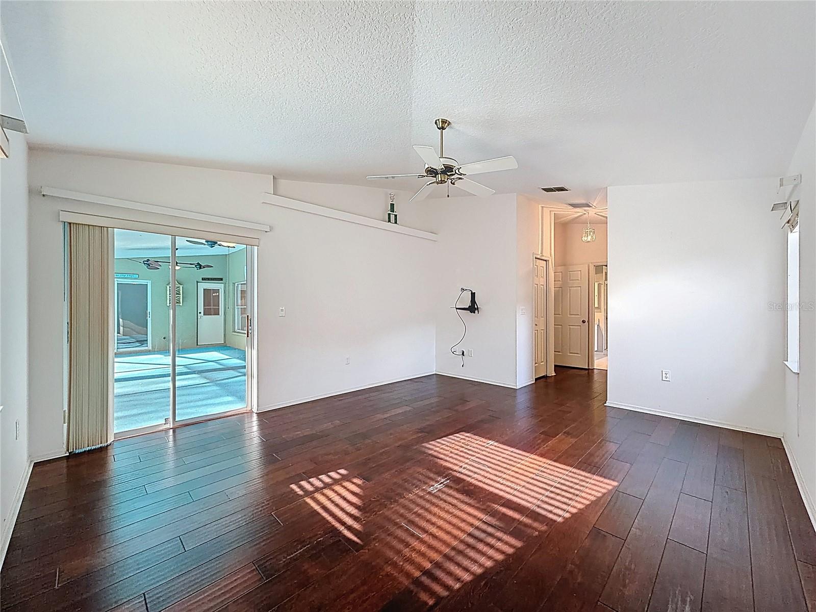 Image 41 of 92 For 1031 Maravista Drive