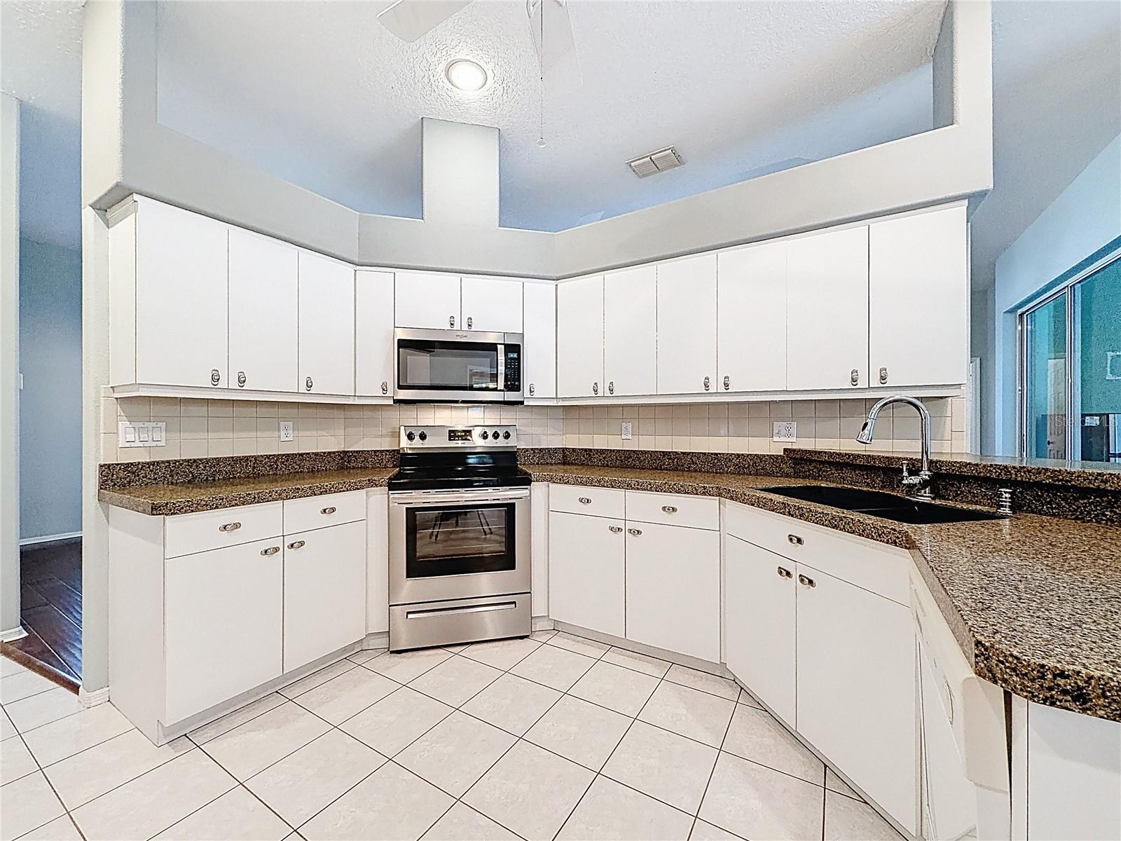 Image 7 of 92 For 1031 Maravista Drive