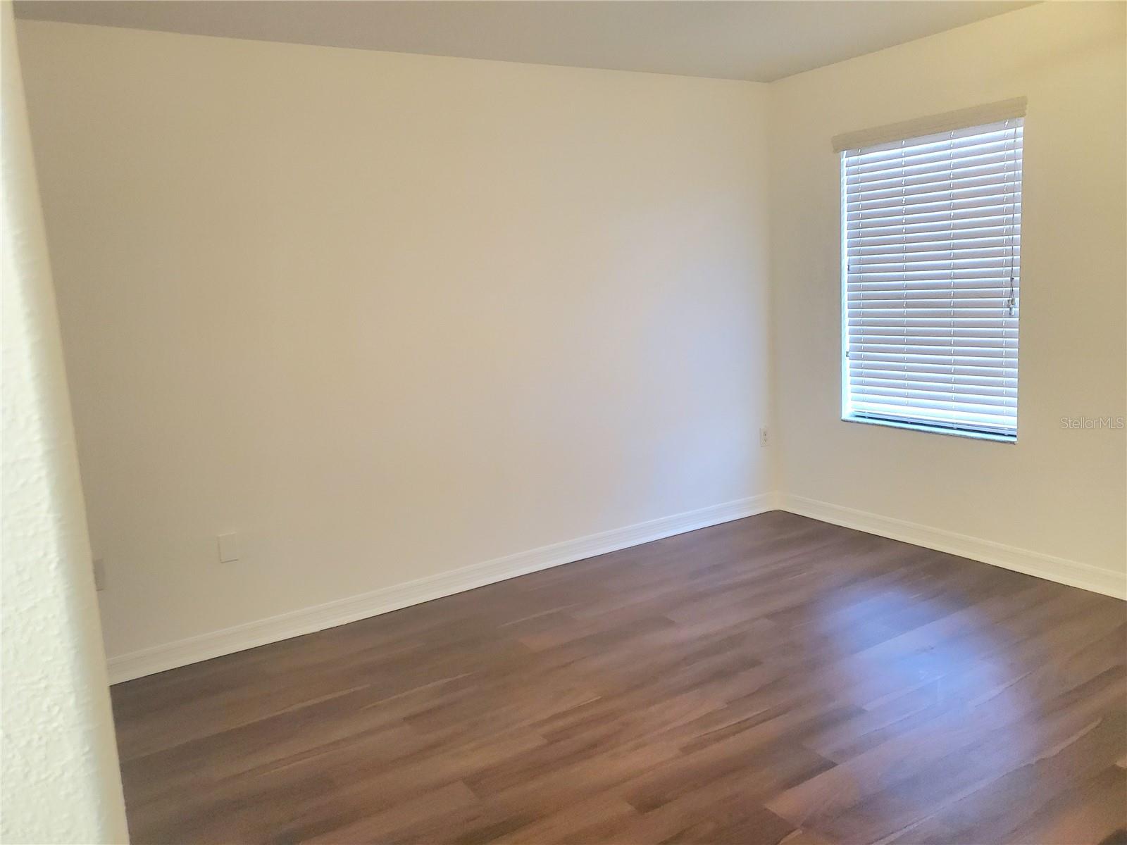 Image 7 of 35 For 2044 Hawks View Drive