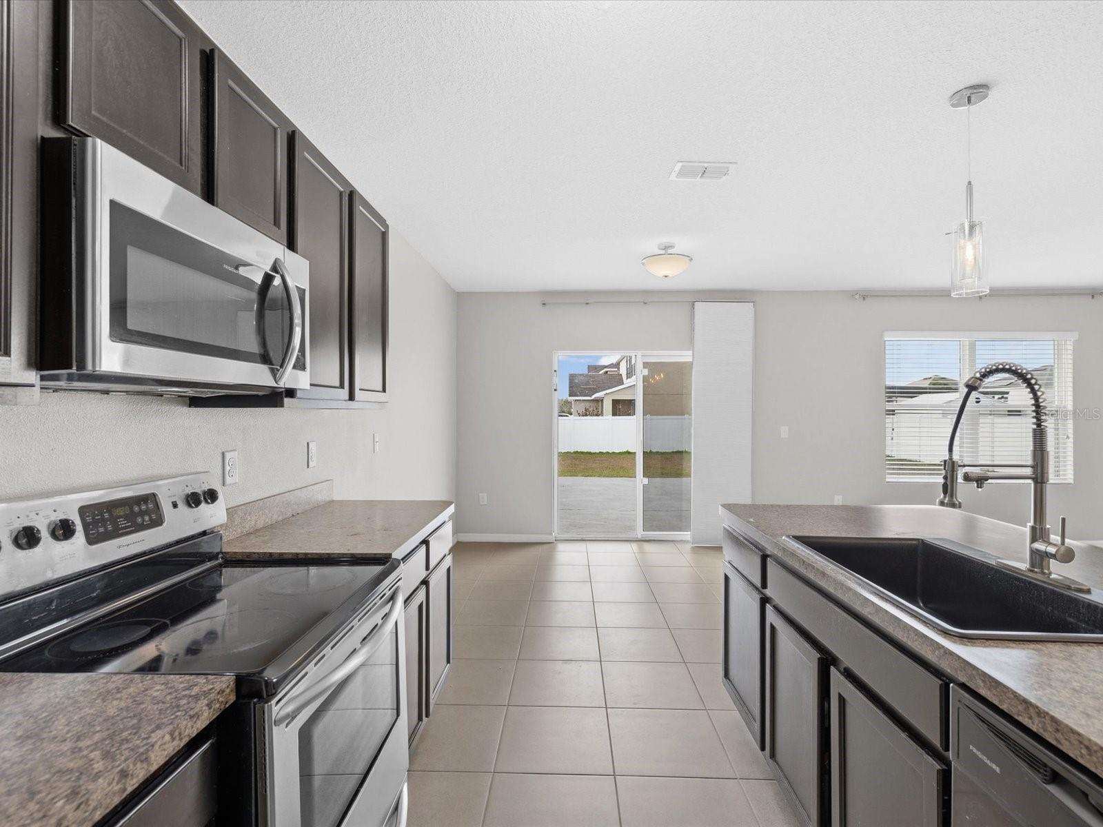 Image 12 of 75 For 3135 Northview Road