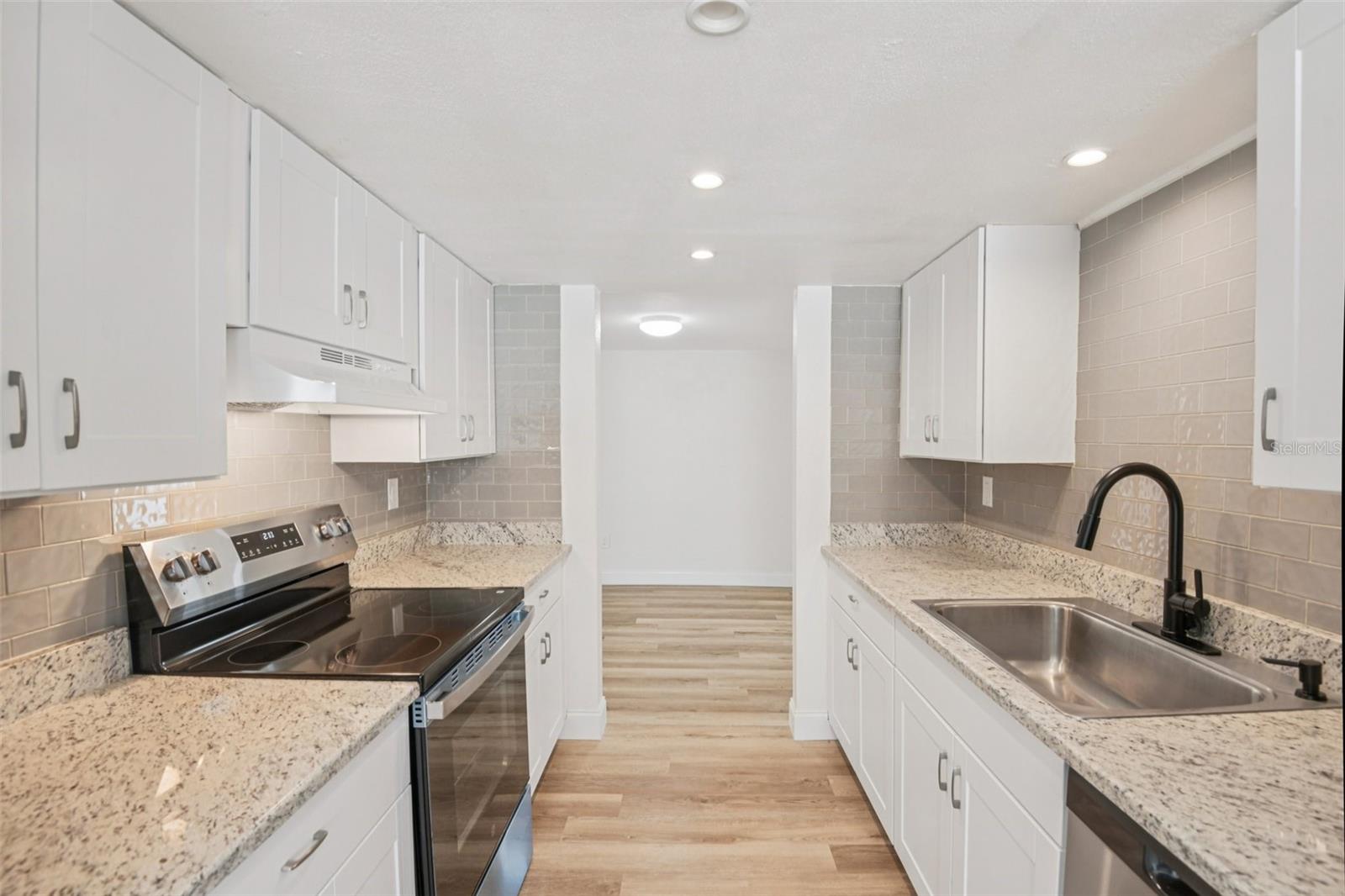 Image 10 of 32 For 9041 Lido Lane