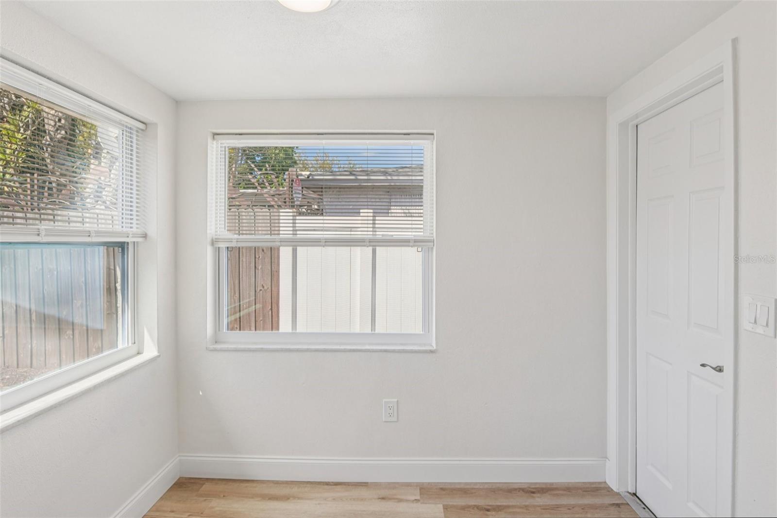 Image 11 of 32 For 9041 Lido Lane