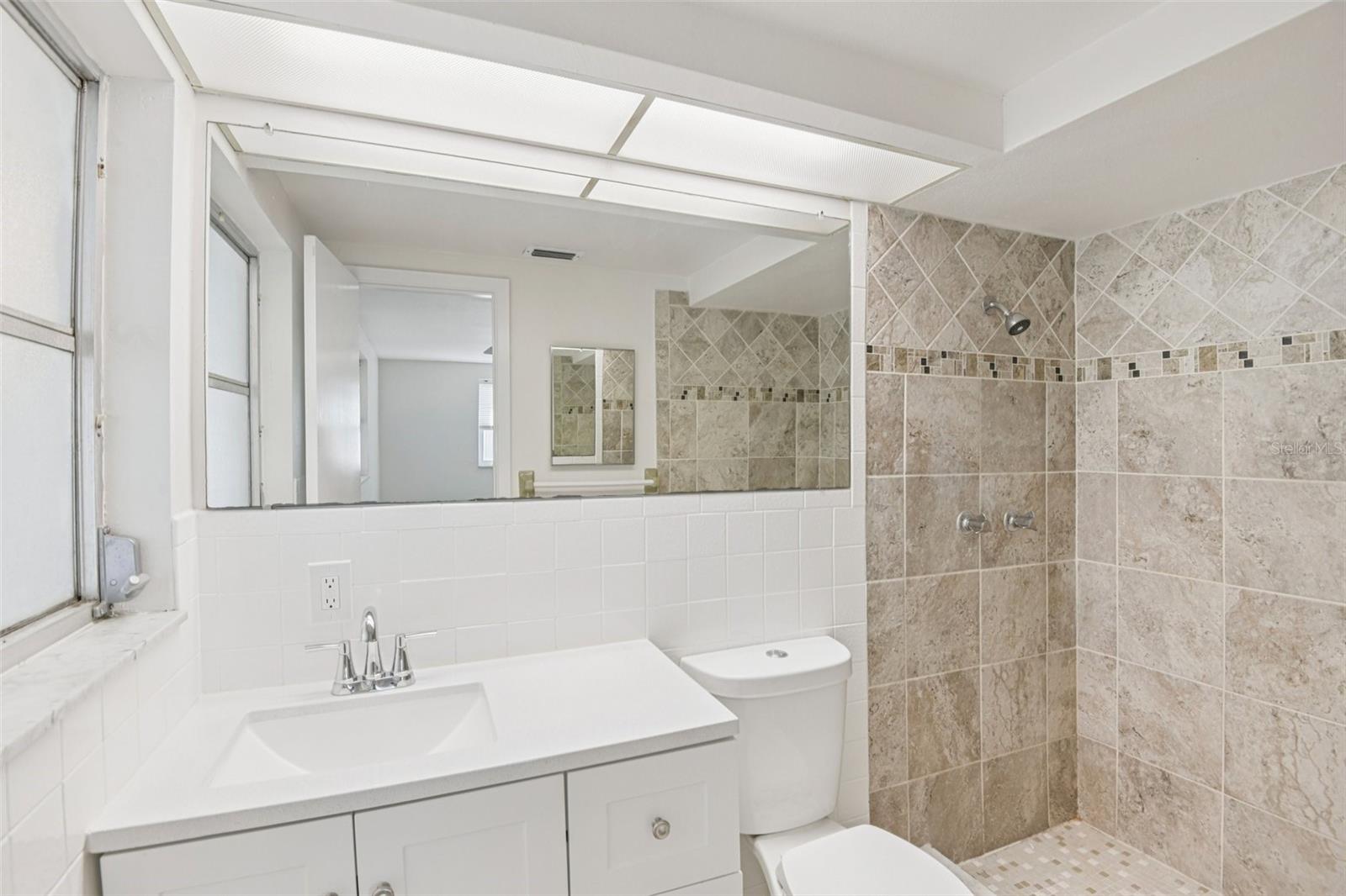 Image 16 of 32 For 9041 Lido Lane