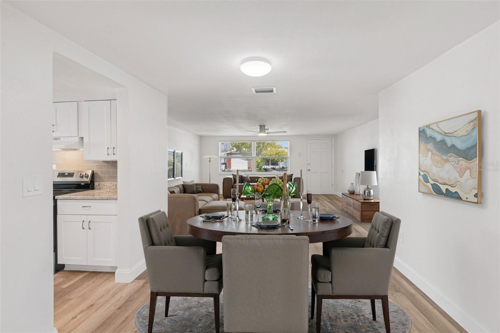 Image 5 of 32 For 9041 Lido Lane