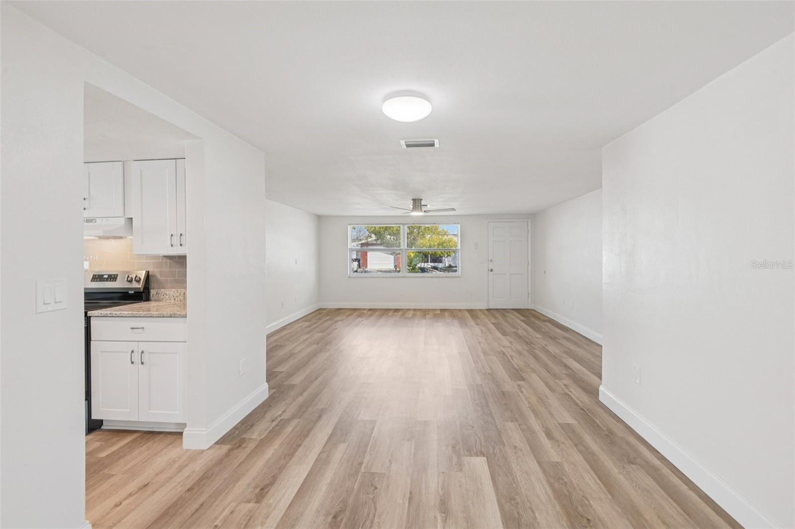 Image 6 of 32 For 9041 Lido Lane