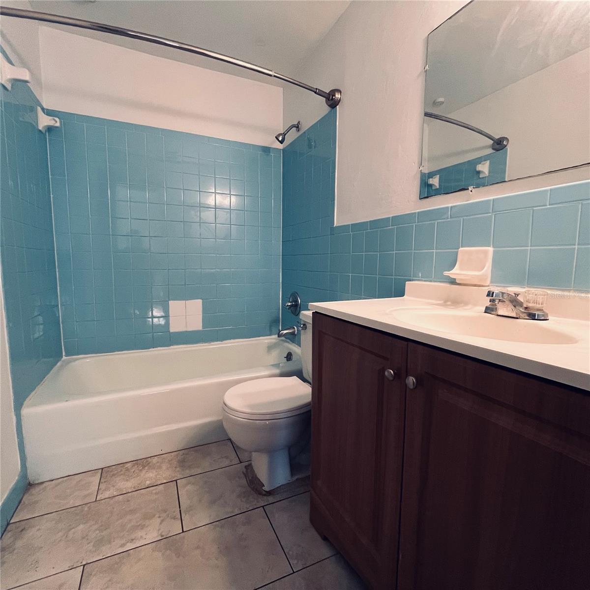 Image 18 of 25 For 502 Calhoun Avenue