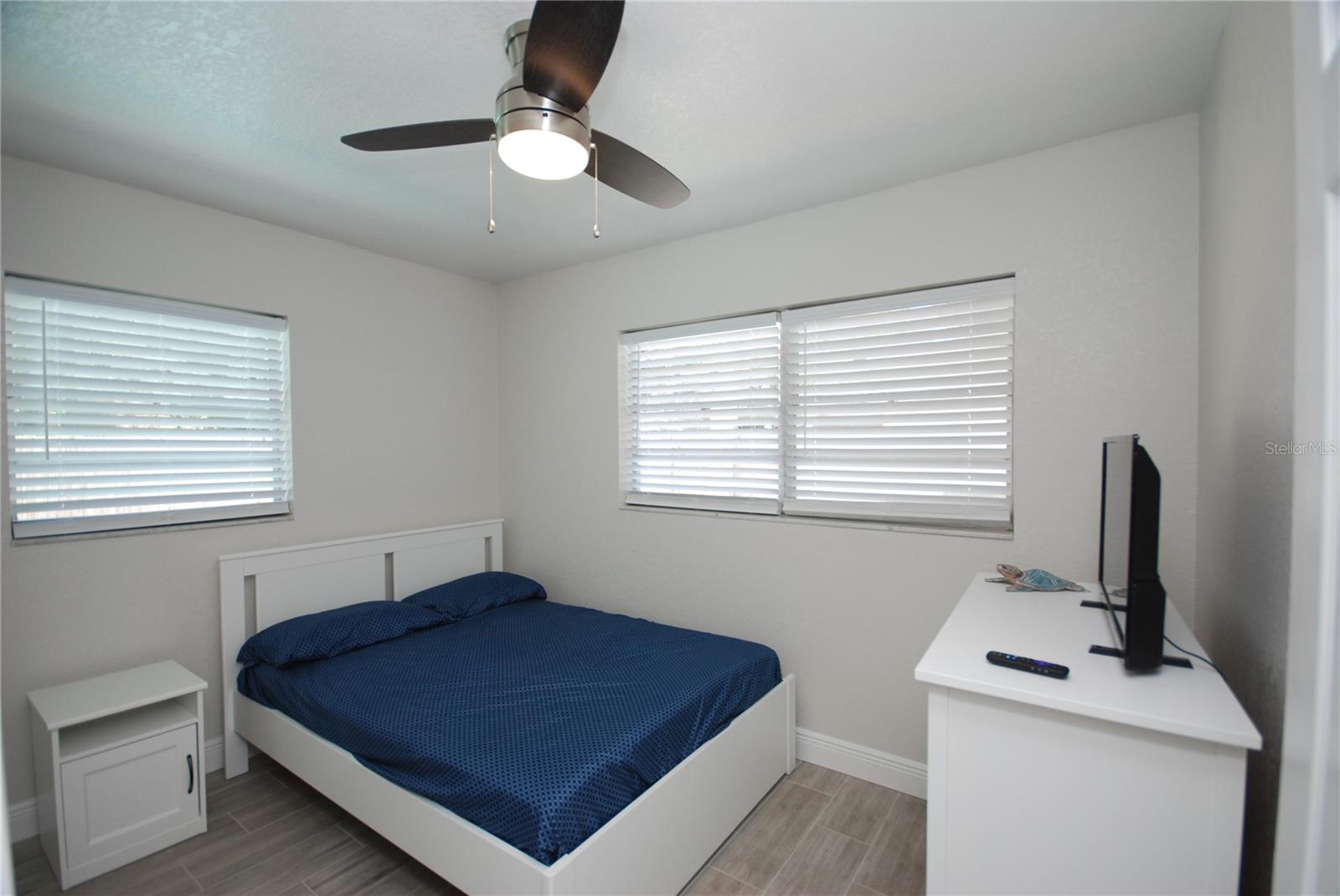 Image 12 of 21 For 6515 La Mesa Circle