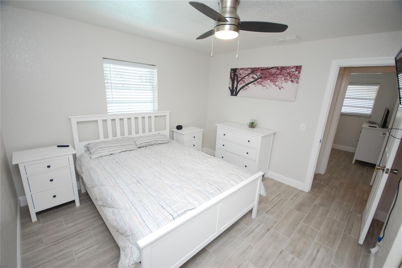 Image 13 of 21 For 6515 La Mesa Circle