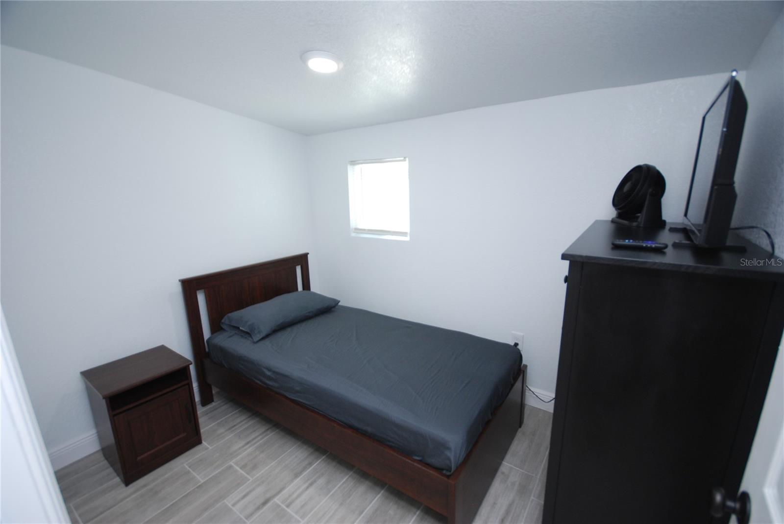 Image 9 of 21 For 6515 La Mesa Circle