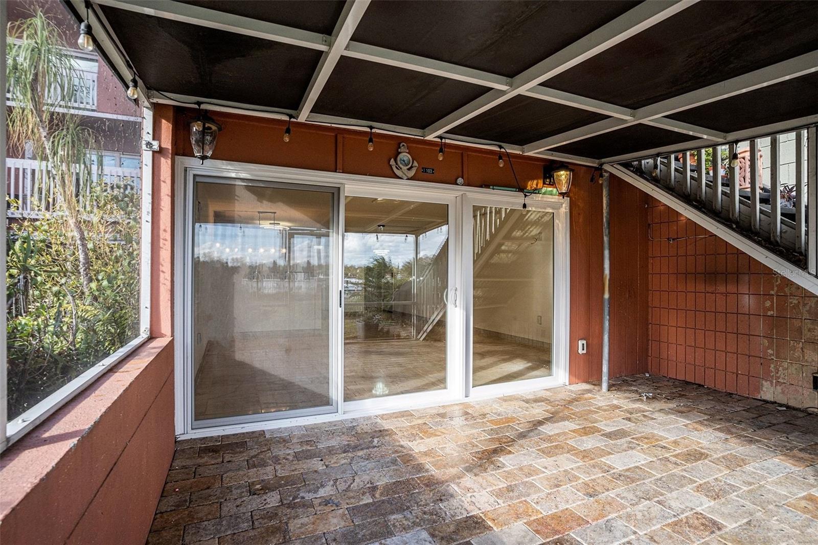 Image 12 of 17 For 2424 Tampa Bay Boulevard I103