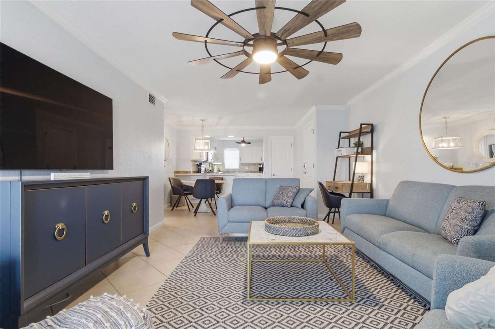 Image 10 of 33 For 2675 St Josephs Drive E D