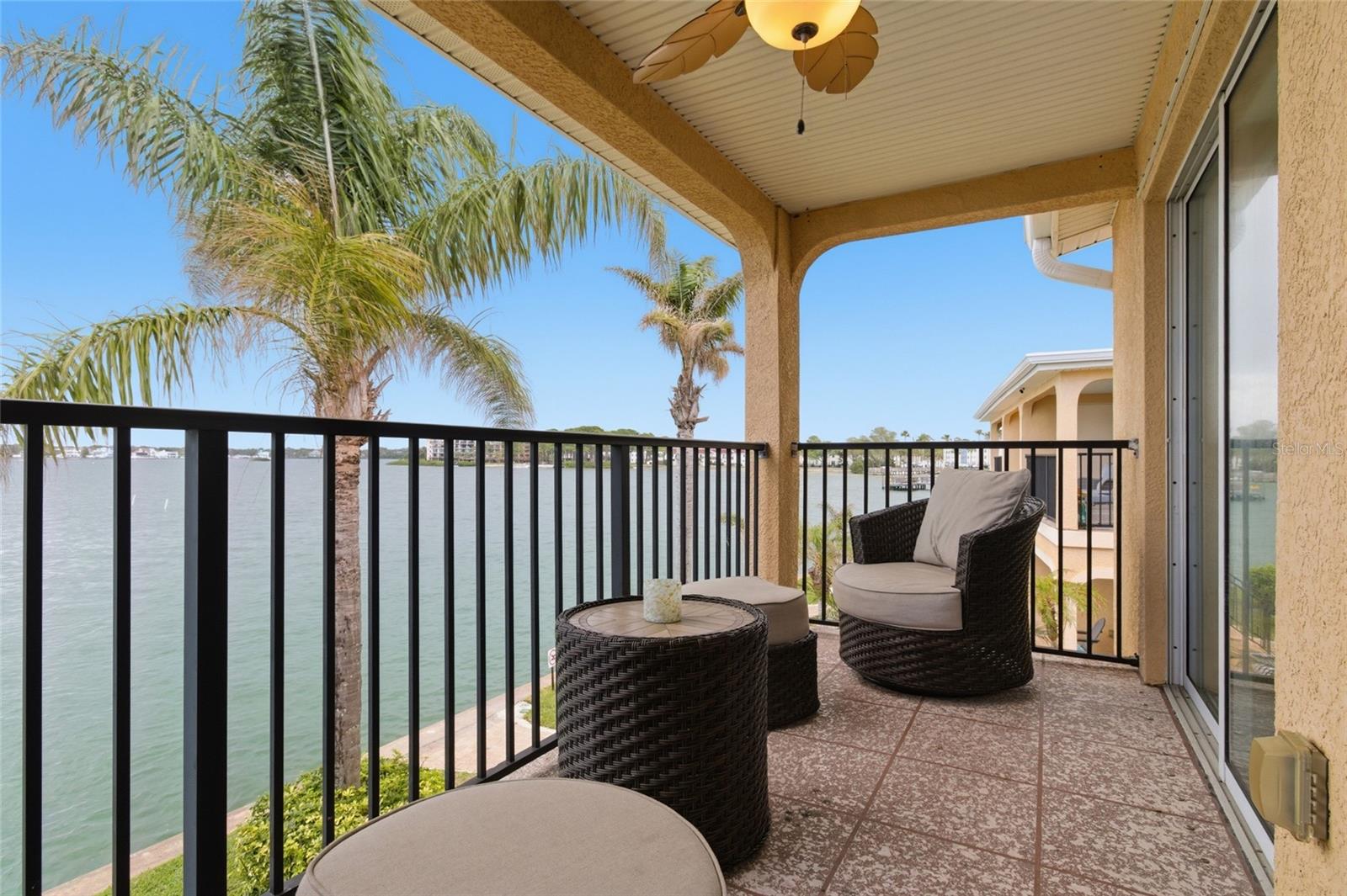 Image 22 of 33 For 2675 St Josephs Drive E D