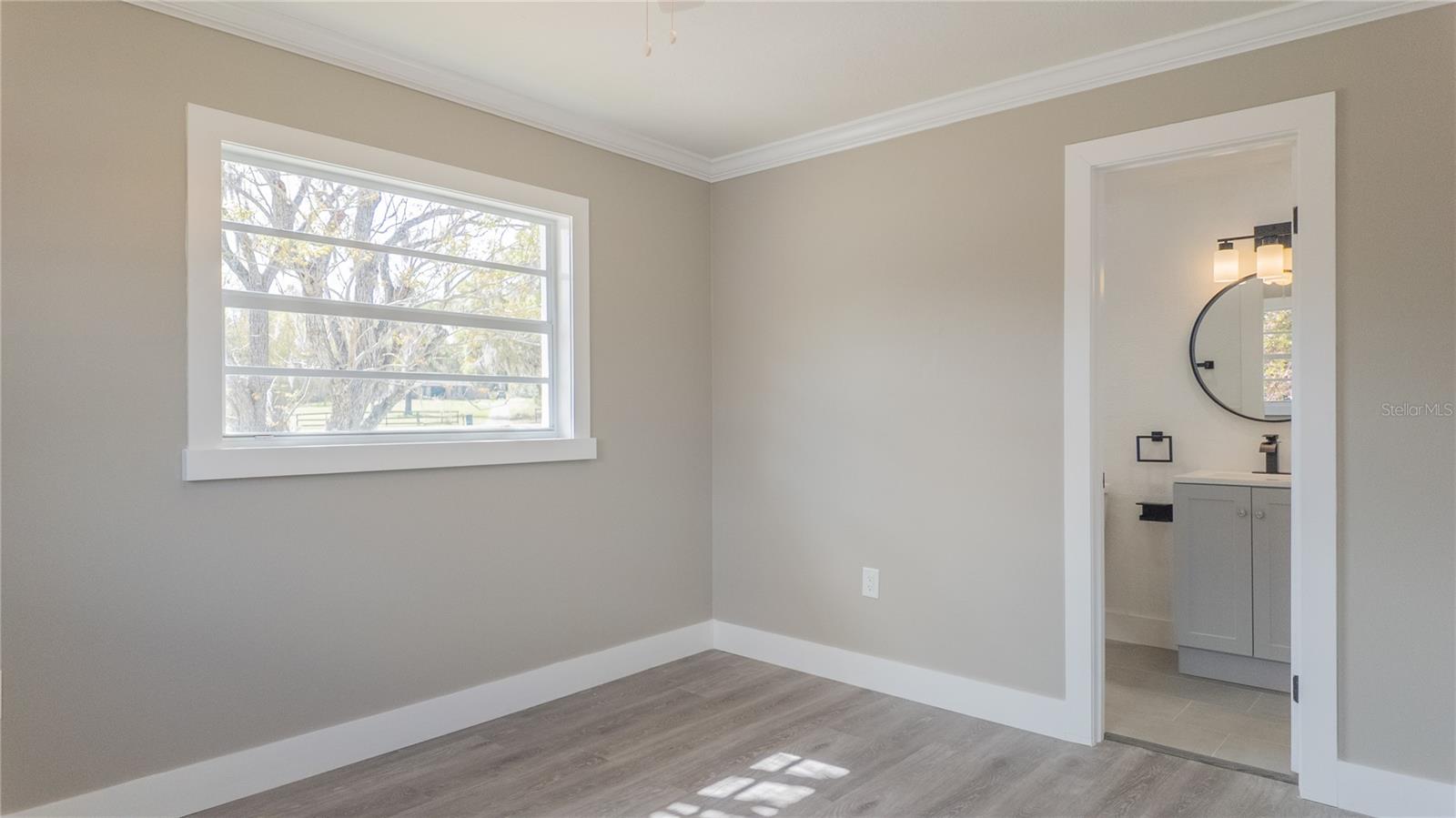 Image 11 of 25 For 3712 36th Avenue