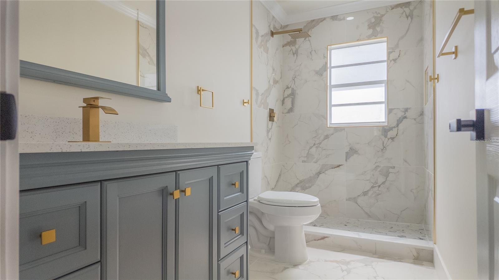 Image 17 of 25 For 3712 36th Avenue