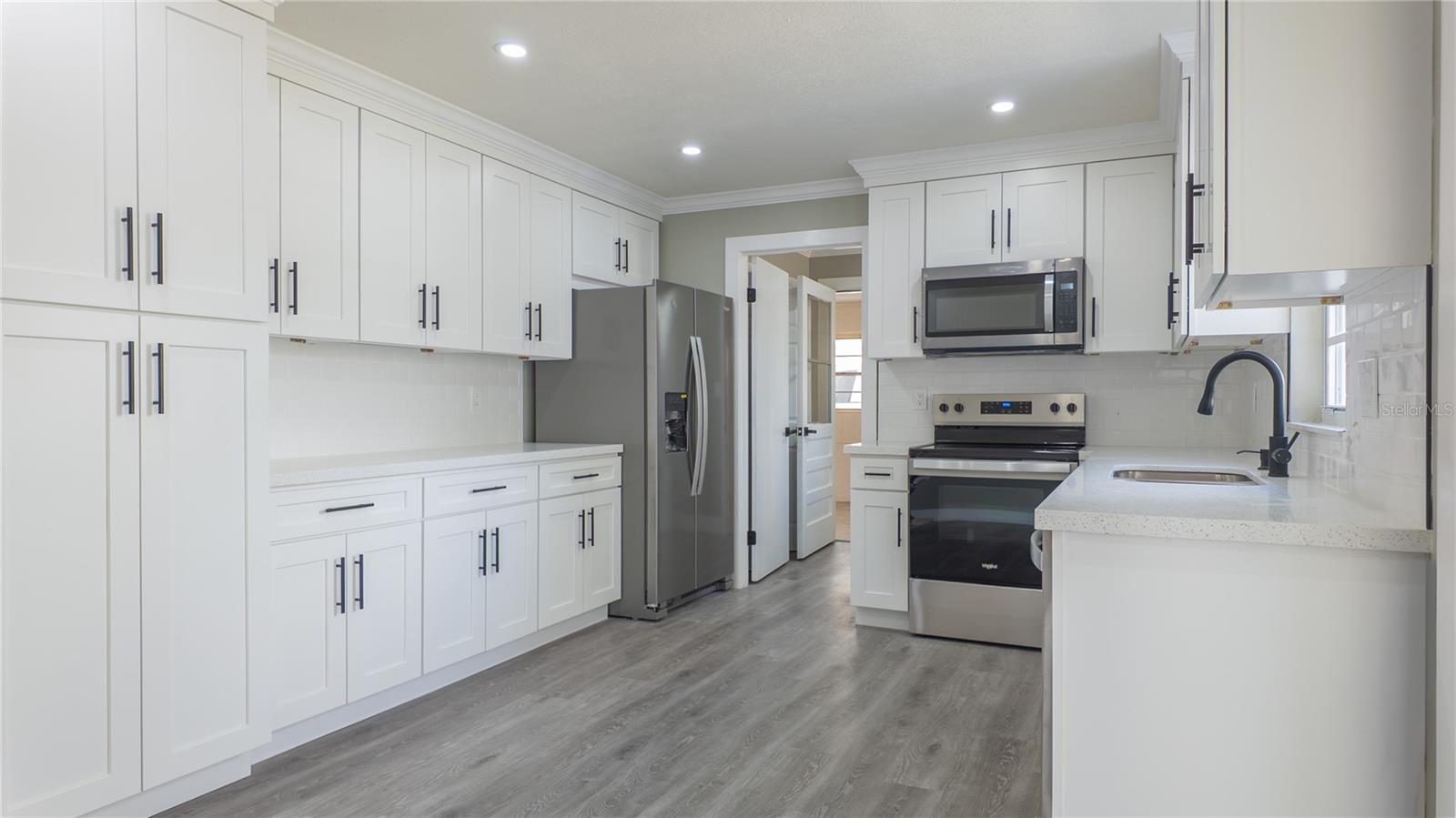 Image 7 of 25 For 3712 36th Avenue