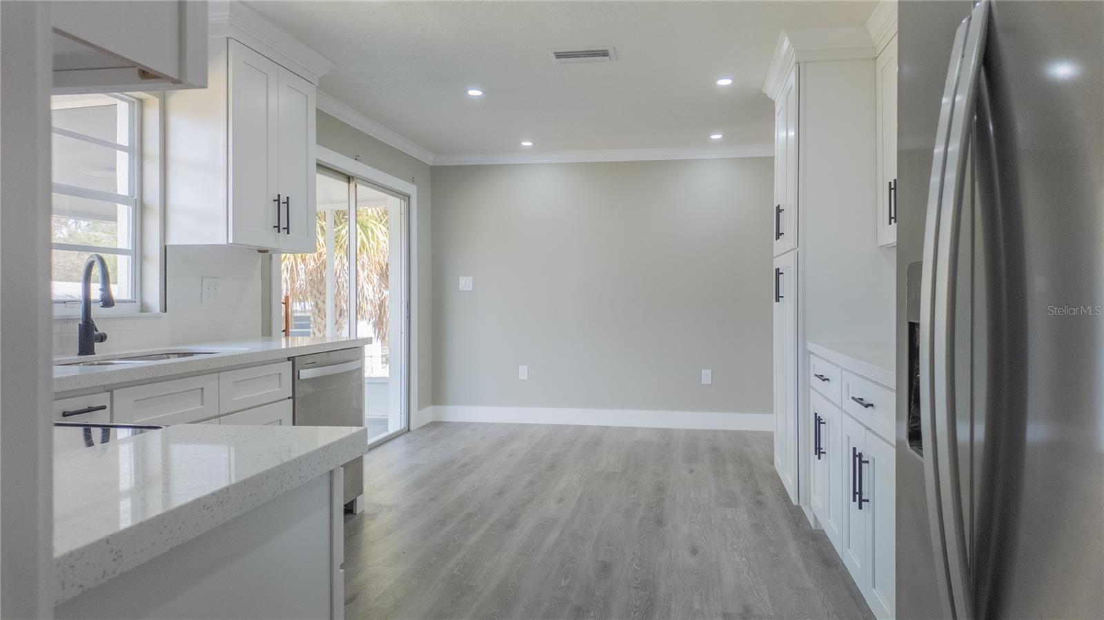 Image 8 of 25 For 3712 36th Avenue