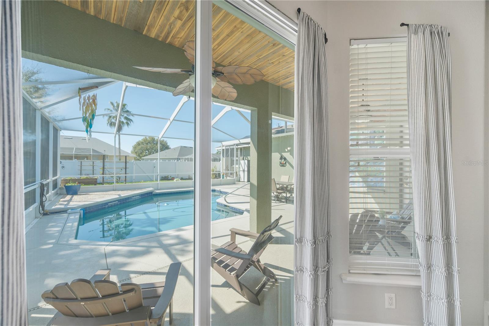 Image 11 of 58 For 406 Ruby Lake Place